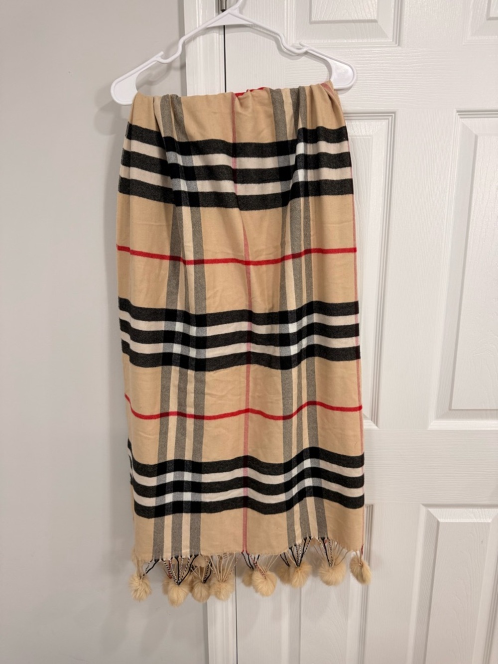 Pashmina 100% Cashmere Plaid Scarf in Beige, Black, Red